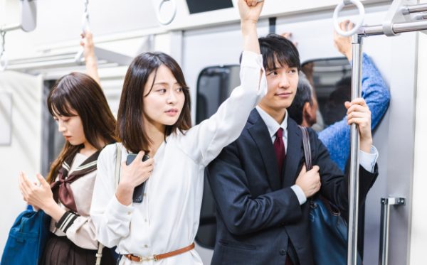 電車の車内