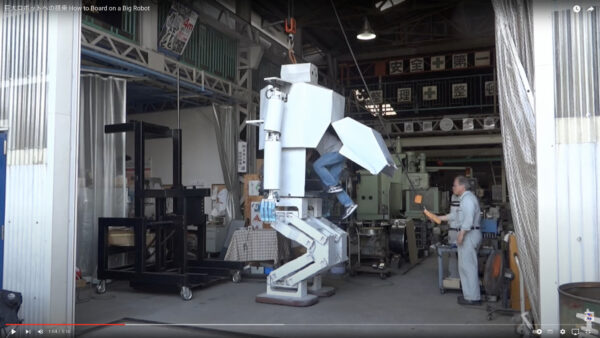 身長4メートルのロボット
