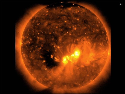 太陽の磁極が４極化…寒冷化に突入か？