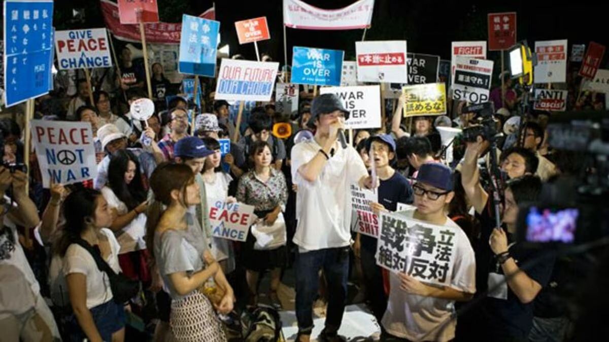 SEALDsの活動は祭の「ワッショイ」と似ている