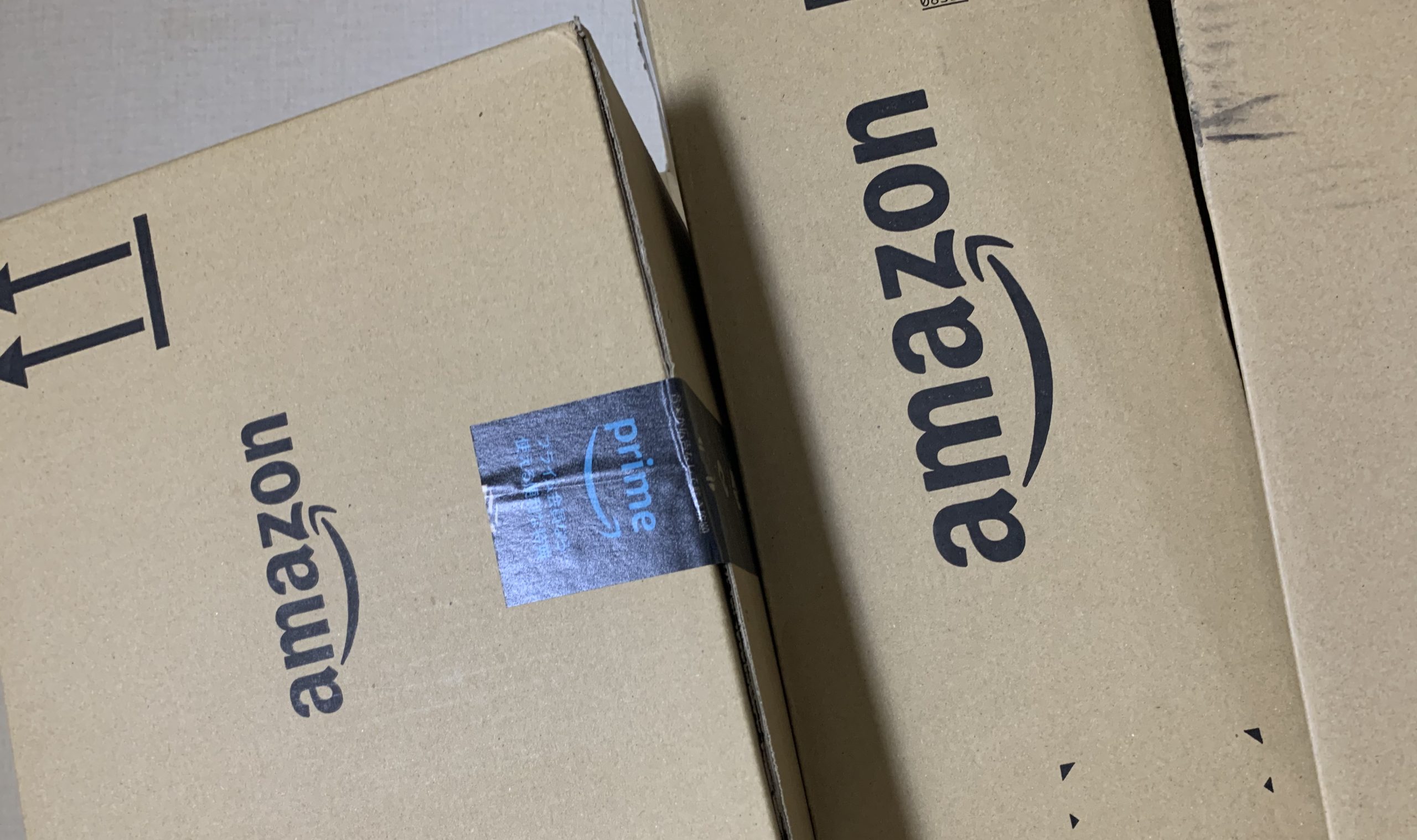 Amazonの箱