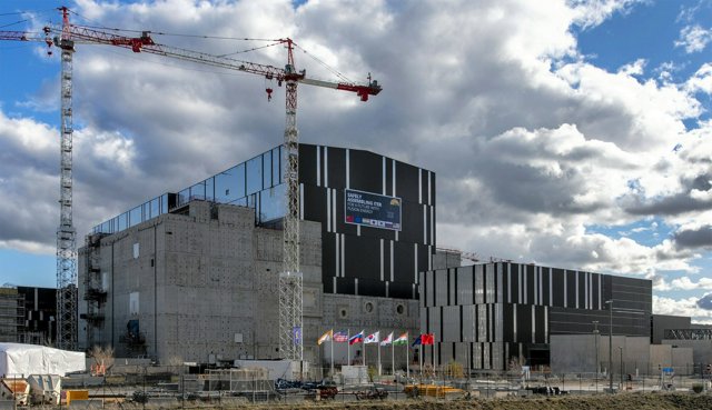 核融合炉ITERは稼働できるか？
